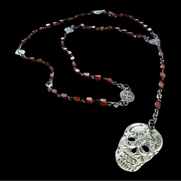 💀 🎃Silver-tone and brown bead necklace 17” - Picture 1 of 16